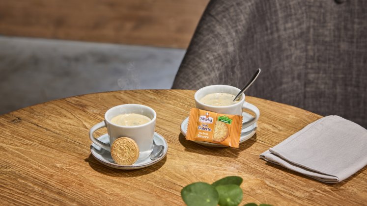 Une touche gourmande au café avec les Petites Galettes St Michel
